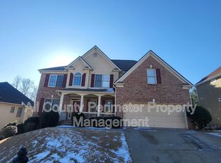1328 Whisperwood Ln, Lawrenceville, GA 30043