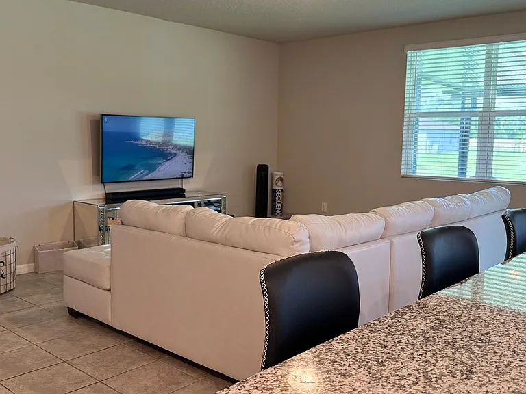 3508 Bonsilva St — Photo 13