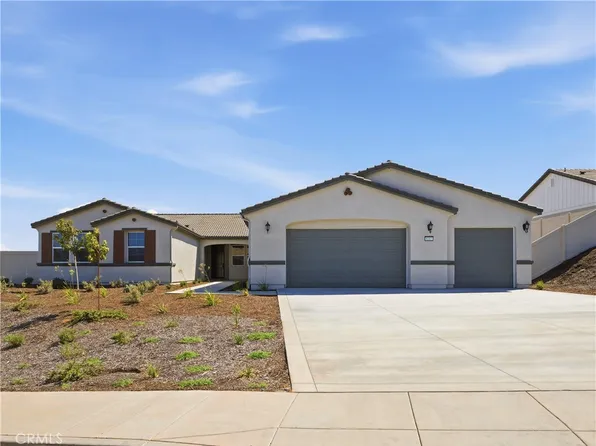 6112 Saddlehorn Ln, Jurupa Valley, CA 92509