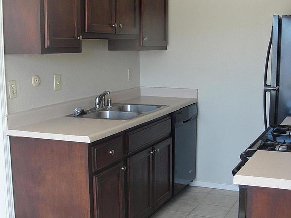 4th image of 5212 Dearborne Dr