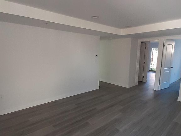 2nd image of 3807 Crawford St