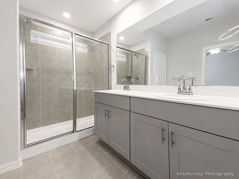 3230 Baehr Dr — Photo 13