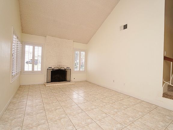 4th image of 10910 Montego Dr