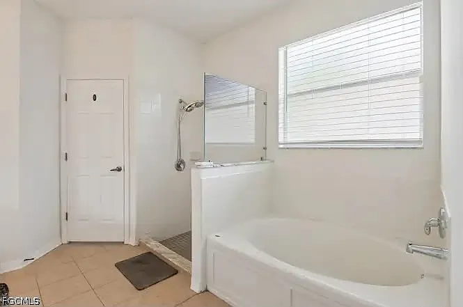 7926 Terrace Ridge Dr — Photo 15