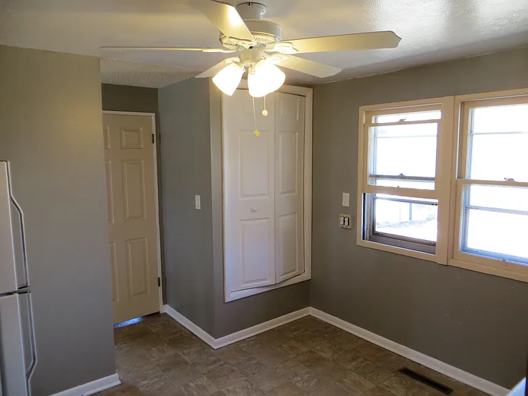 2536 Prairie Rd — Photo 15