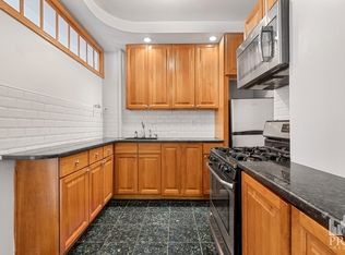 418 E 9th St #4AA, New York, NY 10009