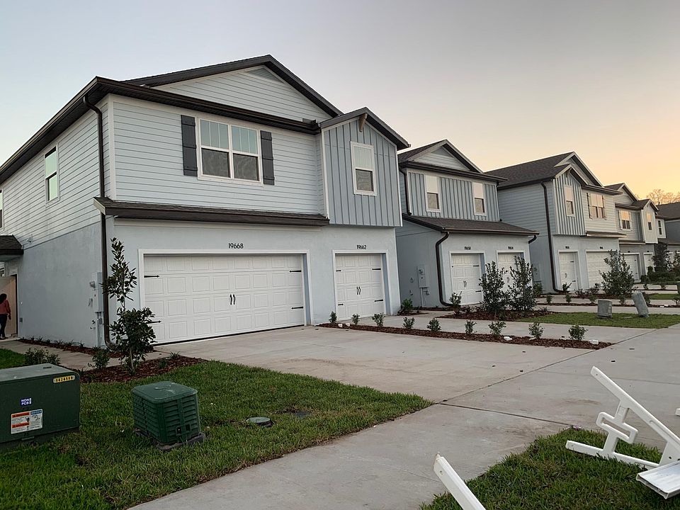 1st image of 19668 Shady Oak Dr