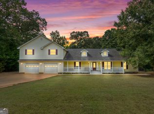 165 Leguin Mill Rd, Locust Grove, GA 30248