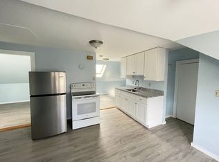 221 Calef Rd UNIT 3, Manchester, NH 03103