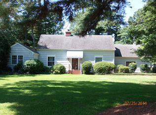 337 Kemp Ln E, Chesapeake, VA 23325