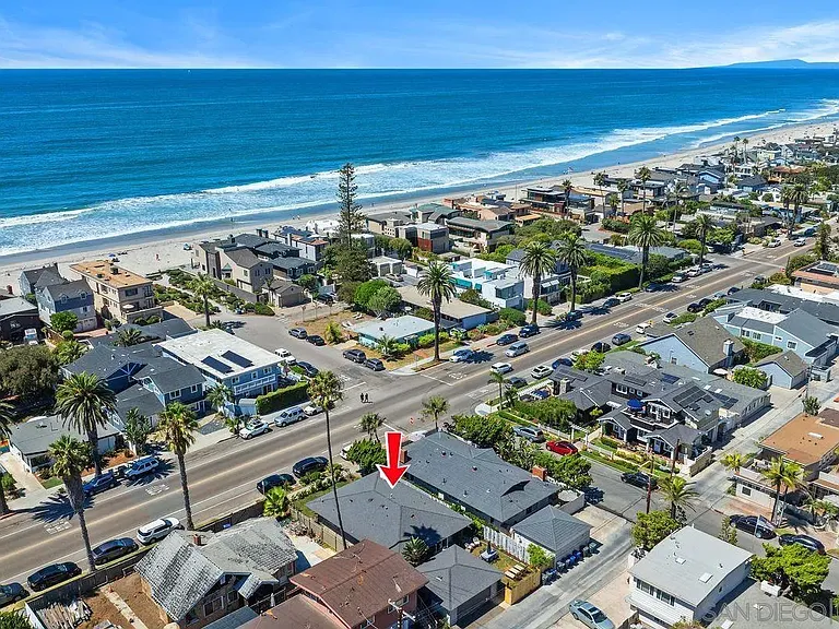 1847 Coast Blvd — Photo 5