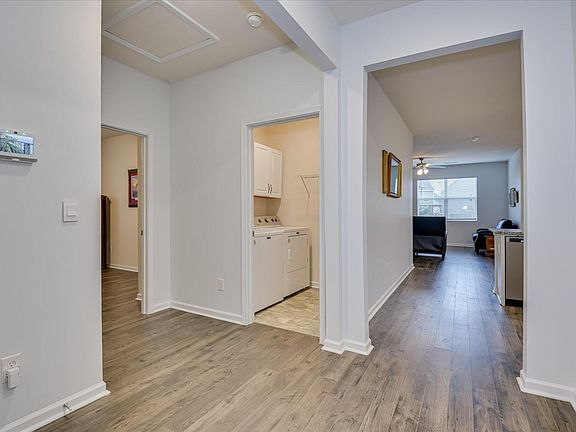5th image of 4068 Sorensten Dr