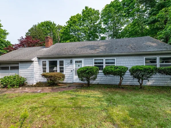 397 Elm St, Braintree, MA 02184