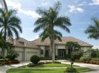 810 Barfield Dr, Marco Island, FL 34145