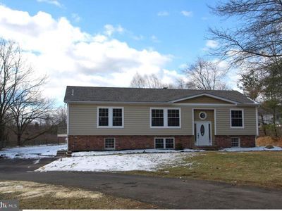 744 N Limekiln Pike, Chalfont, PA, 18914