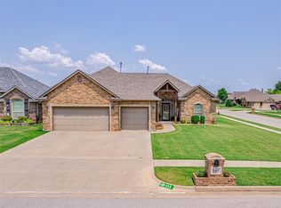 717 Brian Ct, Moore, OK 73160