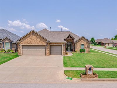 717 Brian Ct, Moore, OK, 73160