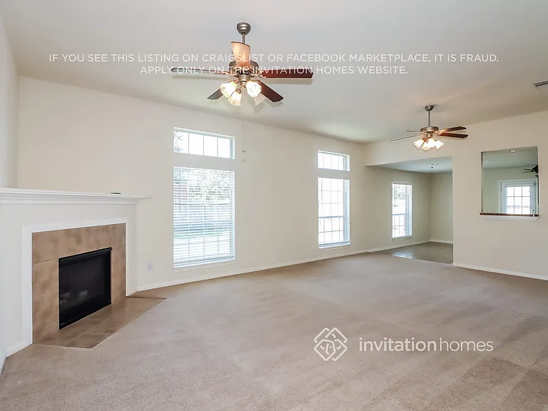 383 Hyland Ln — Photo 7