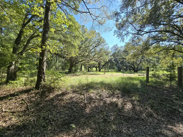 497 Rectory Hill Rd, Moncks Corner, SC 29461