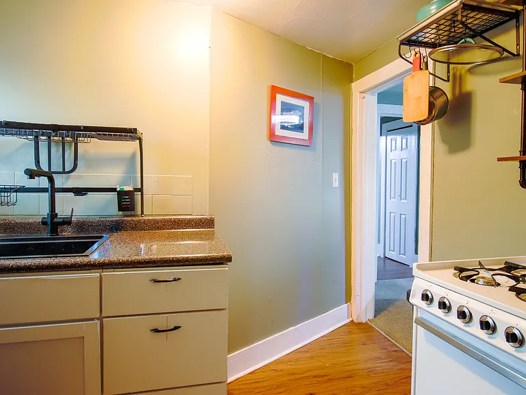 611 Sherry St #1/2 — Photo 7