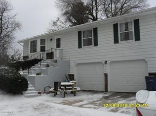 2880 Fifteen Mile Rd NW, Sparta, MI 49345