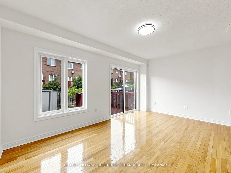 65 Martini Dr — Photo 5
