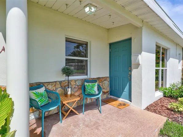 4099 Pompano Dr SE, Saint Petersburg, FL 33705