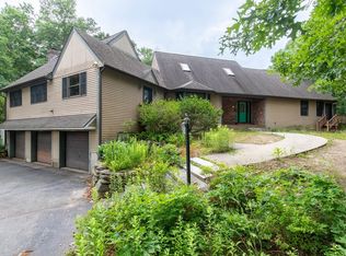 99 Longview St, Palmer, MA 01069