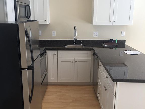 4th image of 3540 Farm Hill Blvd APT 7