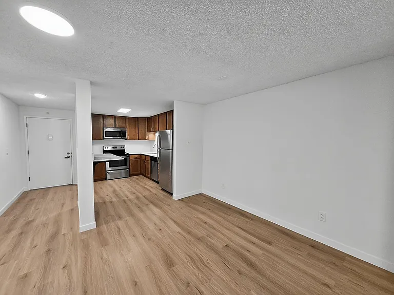 Park 3025 Apartments — Photo 16