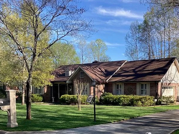 1329 Kent Dr, Lancaster, SC 29720