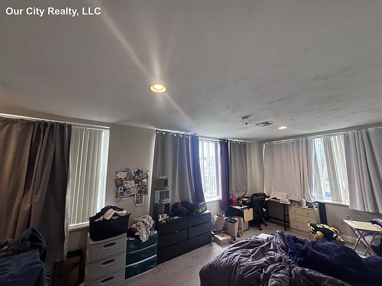 15 Pearl St #5 — Photo 9
