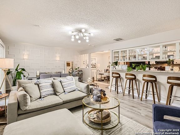 3rd image of 3417 TURTLE VILLAGE ST #81