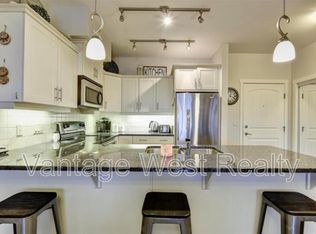 3735 Casorso Rd #207, Kelowna, BC V1W5G1