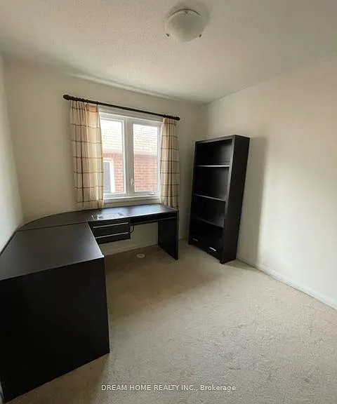 18 Yates Ave — Photo 15