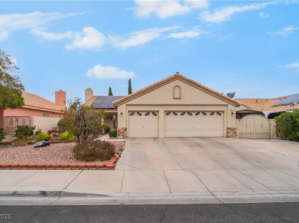 213 Red Coral Dr, Henderson, NV 89002