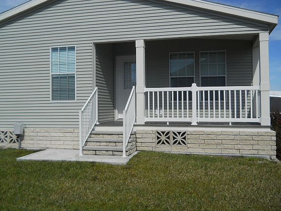 5th image of 633 Royal Palm Court
