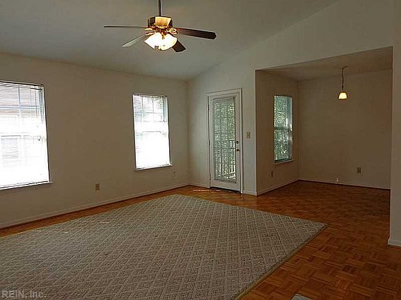 2nd image of 4307 Trafton Arch