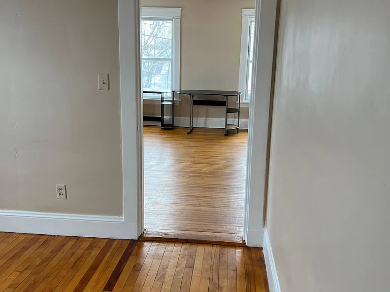 414 Main St #3 — Photo 2