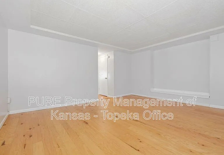 2440 S Mill St #1 — Photo 15