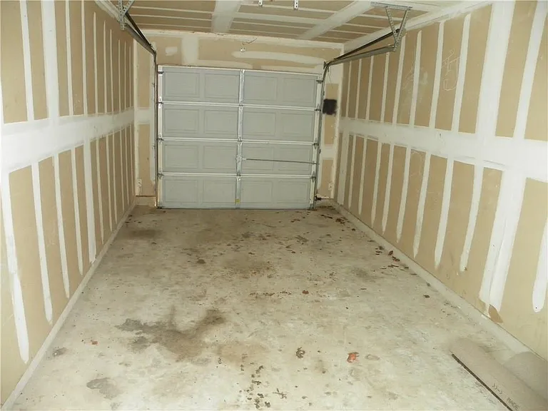203 Marvin Cv — Photo 18