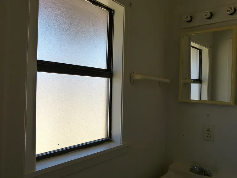 3021 Virginia Ave — Photo 16