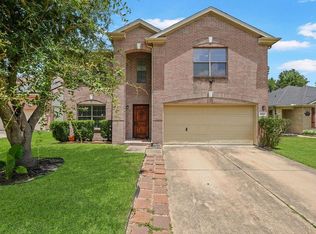 1334 Flatrock Creek Dr, Houston, TX 77067
