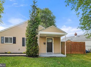 58 Florence Ave, Aston, PA 19014