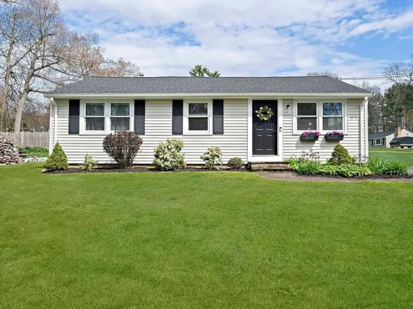 41 Lorna Ave, Pembroke, MA 02359