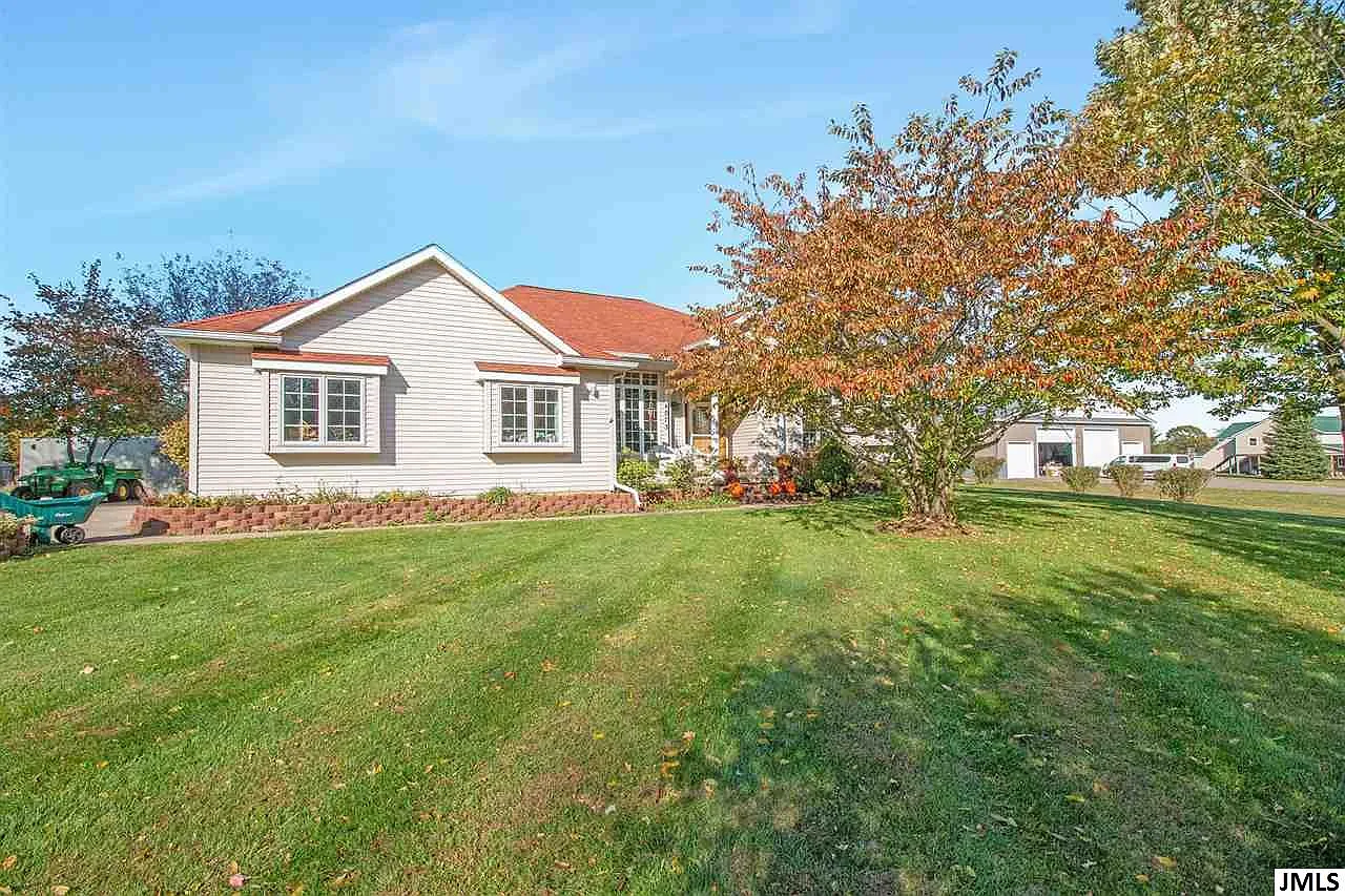 4073 Oakley Rd photo 1