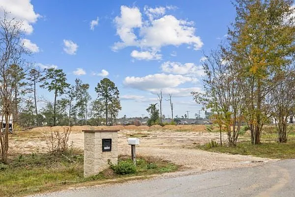 21225 W Hammond Dr — Photo 17
