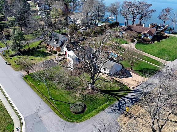 2nd image of 53 Hertzler Rd