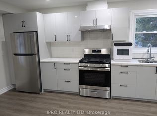 945 Vance Cres #1, Innisfil, ON L9S 1V5