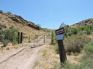 10140 Hawk Valley Rd, Morongo Valley, CA 92256